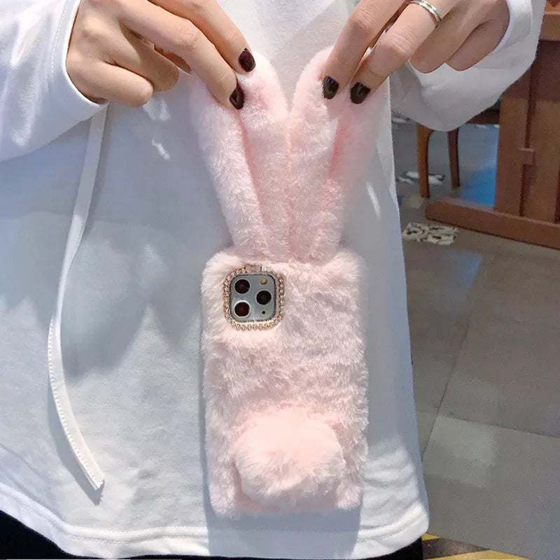Pūkuotas  "iPhone" telefono dėklas