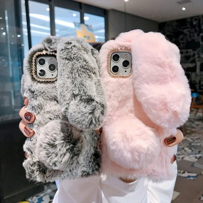 Pūkuotas  "iPhone" telefono dėklas