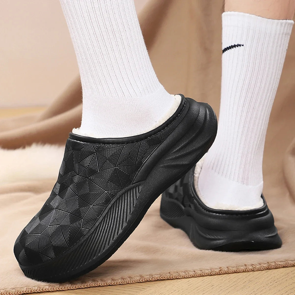 Šiltos lauko šlpetės „CozyStep“